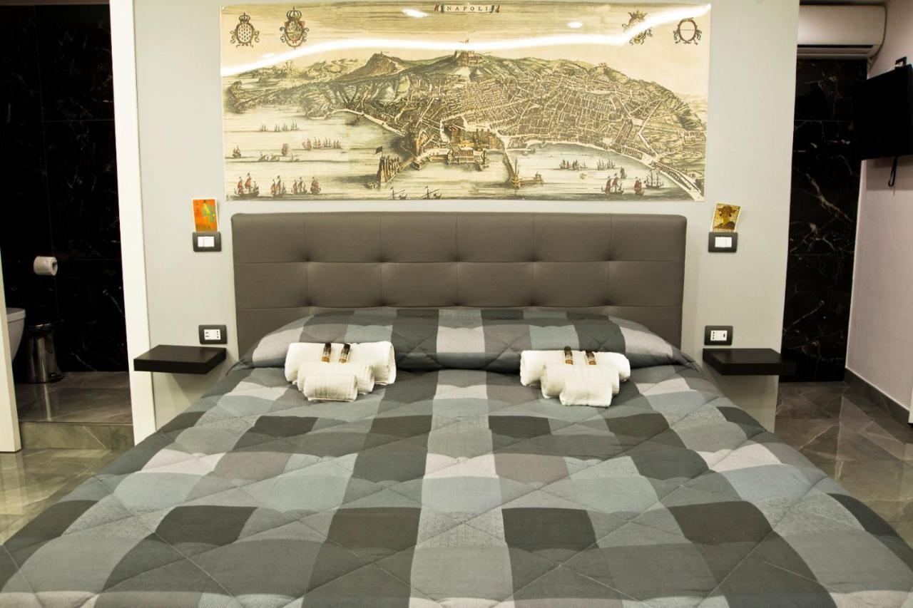 Suite Napoli Sotterranea Con Jacuzzi Екстер'єр фото