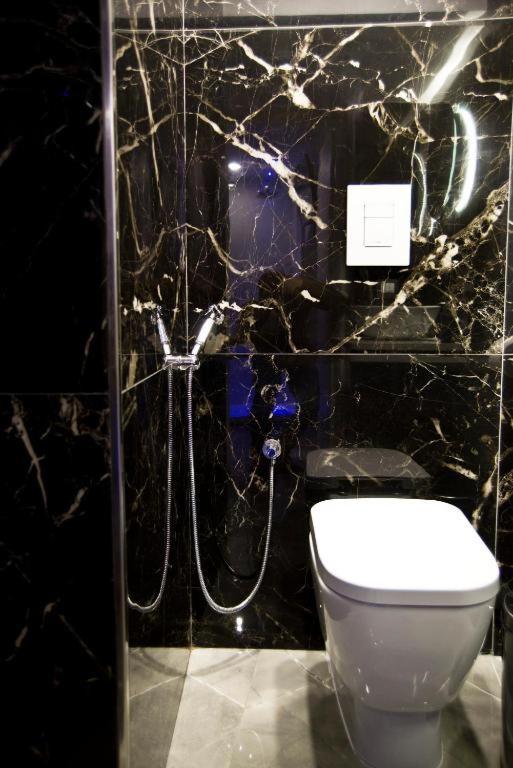 Suite Napoli Sotterranea Con Jacuzzi Екстер'єр фото